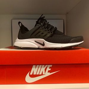 Nike Air Presto Size 8 Black